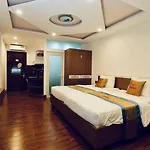 Xelena House